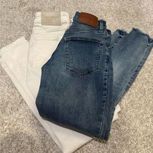 Lucky Brand Women's Classic Blue and White Straight Leg Jeans